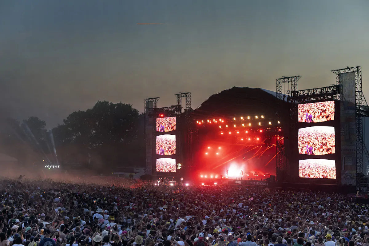 32 years of Vieilles Charrues posters – OFFSTAGE