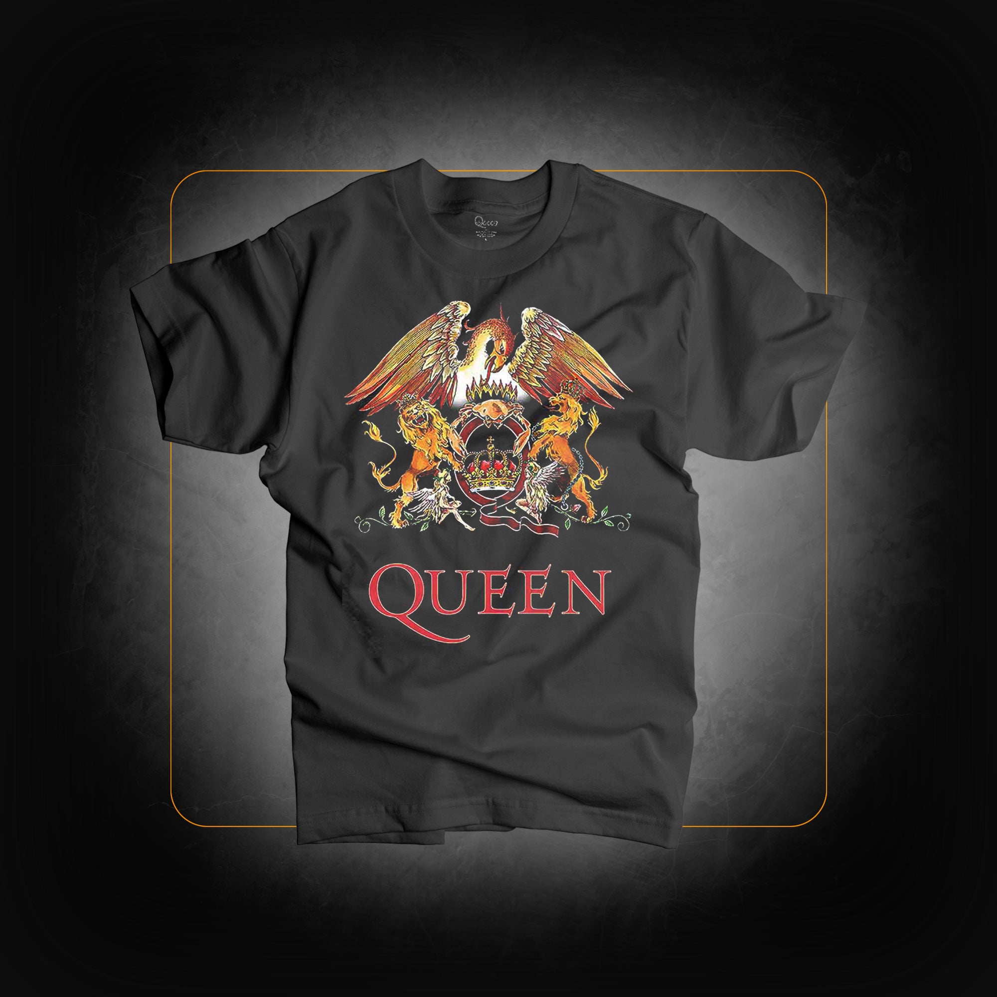 T-Shirt: Classic Crest - Queen